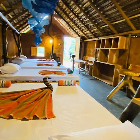 Yala Village Eco Tree House Tissamaharama Extérieur photo