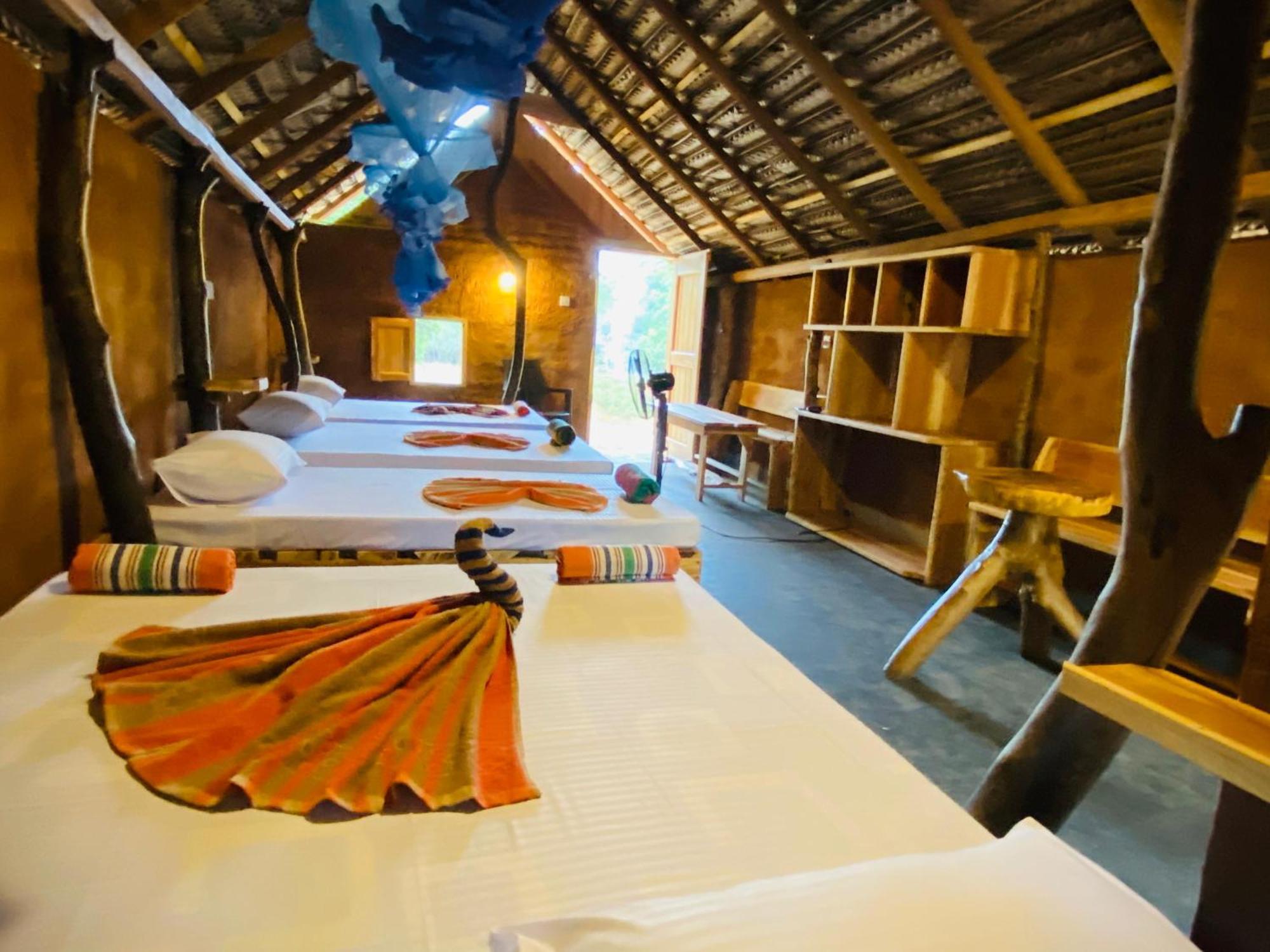 Yala Village Eco Tree House *